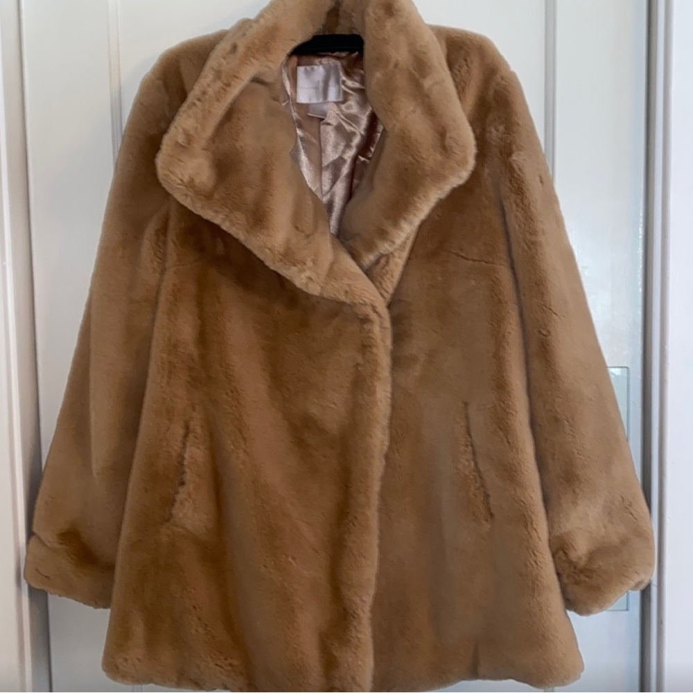 Rachel Parcell Tan Faux Fur Coat